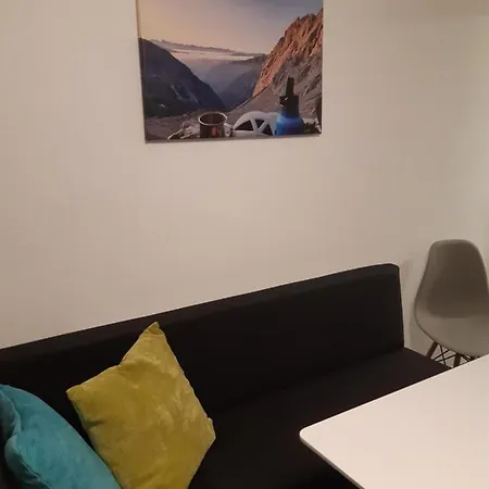 Lejlighed Your Basecamp! Roppen